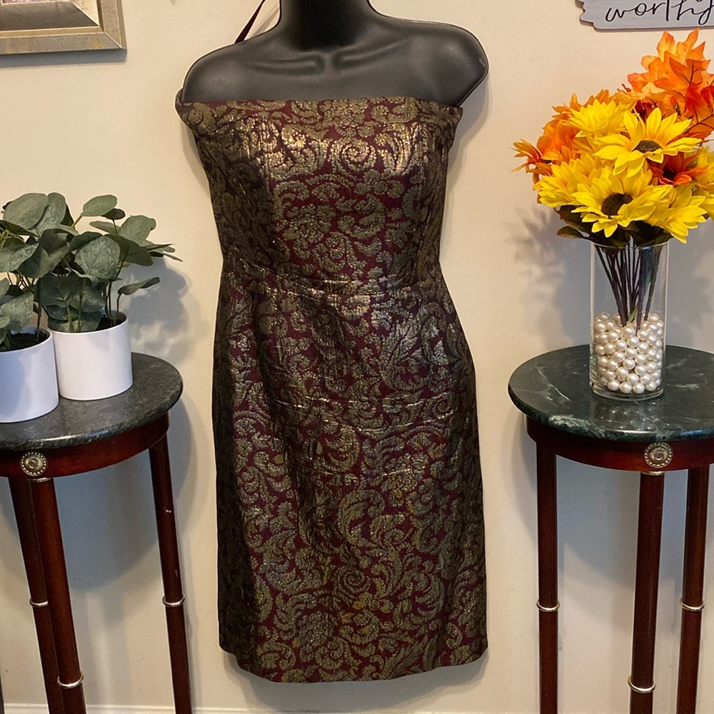 Talbots Strapless Party Dress Sz 8 Petites. All lined. Zipper in back.
